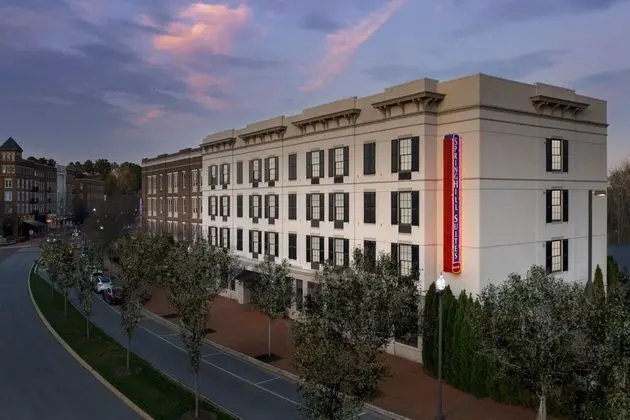 SpringHill Suites Huntsville West/Research Park - Dış Mekan