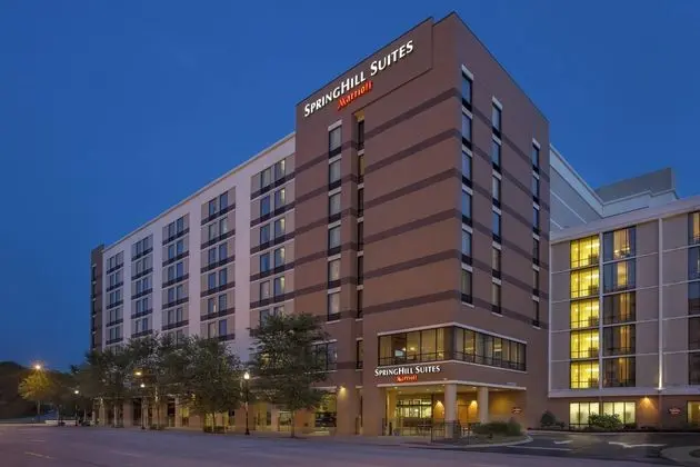 SpringHill Suites Louisville Downtown - Dış Mekan