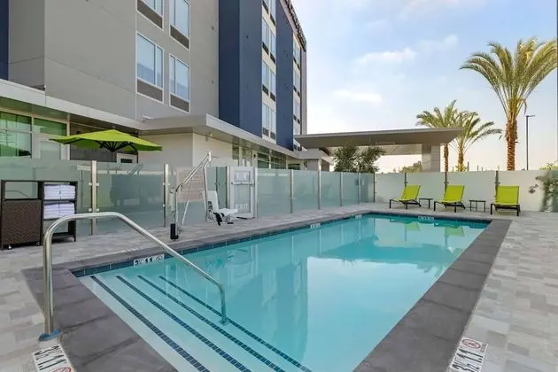 SpringHill Suites by Marriott Anaheim Placentia/Fullerton - Havuz