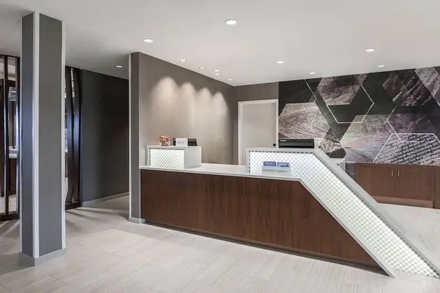 SpringHill Suites by Marriott Auburn - Lobi