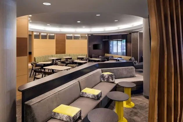 SpringHill Suites by Marriott Bakersfield - Lobi