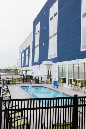 SpringHill Suites by Marriott Birmingham Gardendale - Havuz