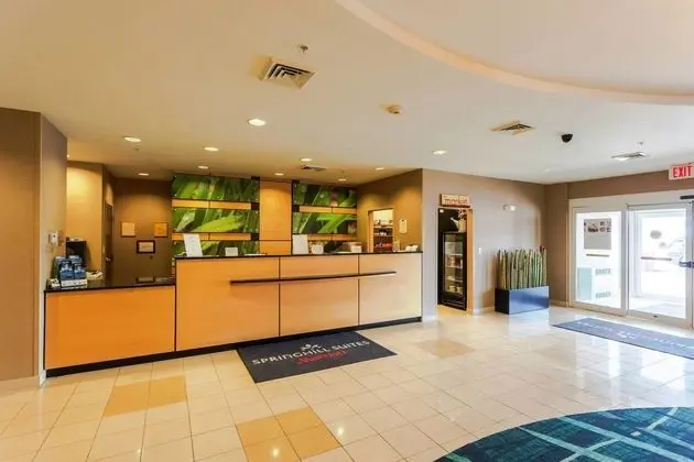 SpringHill Suites by Marriott Boston Devens Common Center - Genel