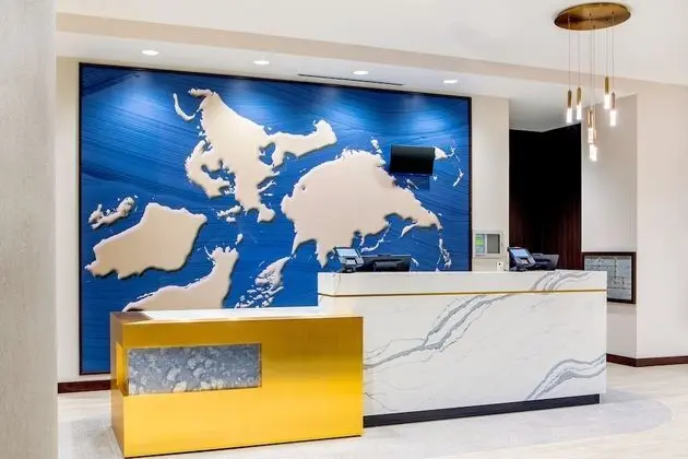 SpringHill Suites by Marriott Boston Logan Airport Revere Beach - Lobi