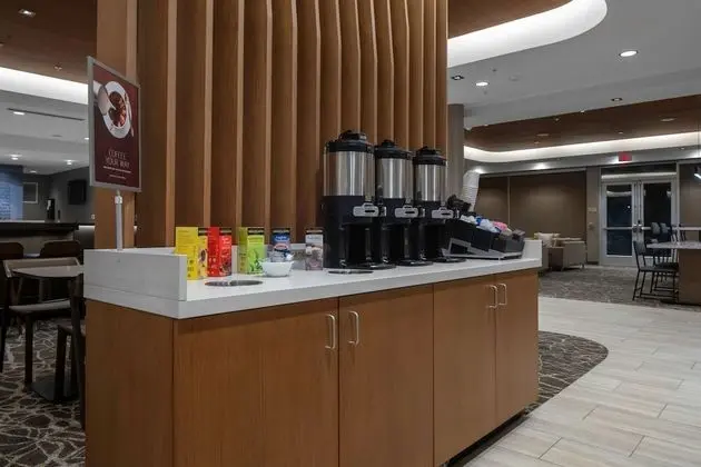 SpringHill Suites by Marriott Charlotte Huntersville - Yerinde Yemek