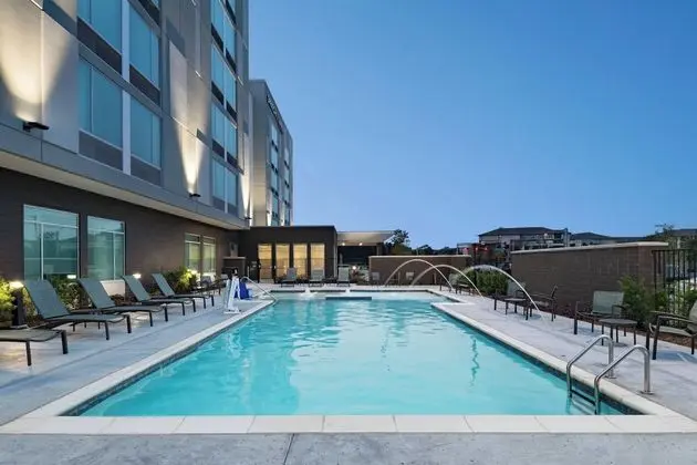SpringHill Suites by Marriott Dallas Richardson/University Area - Havuz