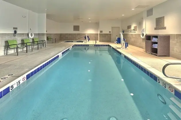 Springhill Suites by Marriott Durango - Havuz