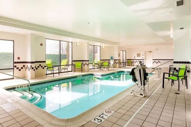 SpringHill Suites by Marriott Florence - Havuz
