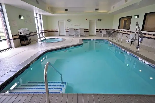 Springhill Suites by Marriott Galveston - Havuz