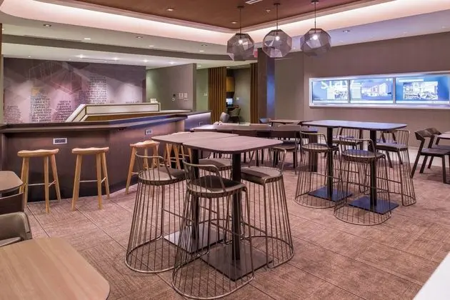 SpringHill Suites by Marriott Greensboro Airport - Lobi