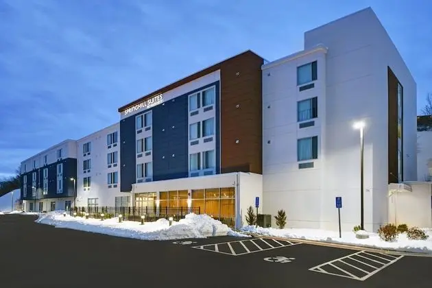 Springhill Suites by Marriott Hartford Cromwell - Dış Mekan