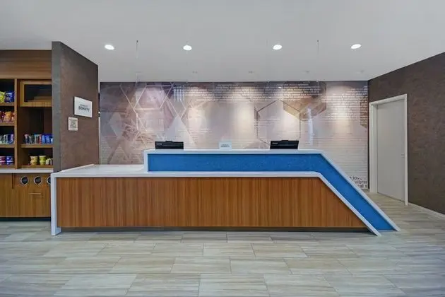 Springhill Suites by Marriott Hartford Cromwell - Lobi