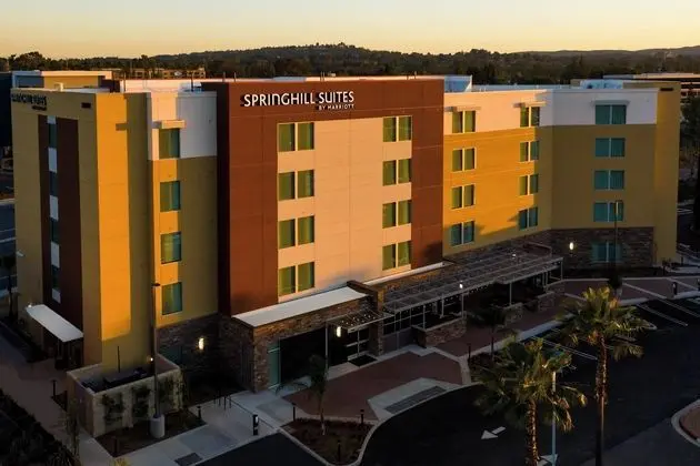 SpringHill Suites by Marriott Irvine Lake Forest - Öne Çıkan Resim