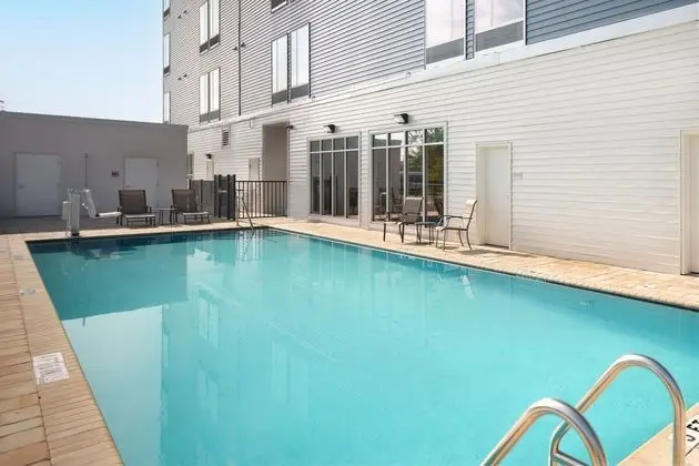 SpringHill Suites by Marriott Jacksonville Baymeadows - Havuz