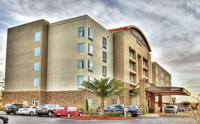 SpringHill Suites by Marriott Lake Charles - Dış Mekan