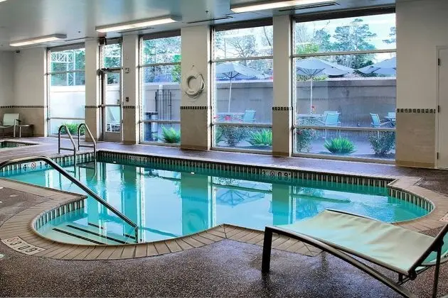 SpringHill Suites by Marriott Lake Charles - Havuz