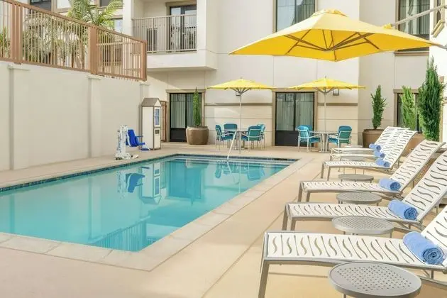 SpringHill Suites by Marriott San Diego Carlsbad - Havuz