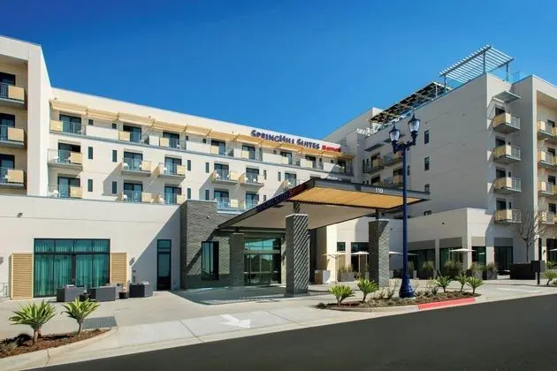 SpringHill Suites by Marriott San Diego Oceanside/Downtown - Dış Mekan