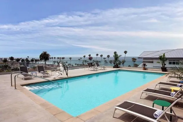SpringHill Suites by Marriott San Diego Oceanside/Downtown - Havuz