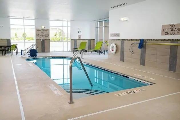 SpringHill Suites by Marriott Spokane Airport - Havuz