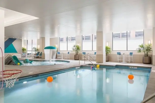 SpringHill Suites by Marriott St. Paul Downtown - Havuz