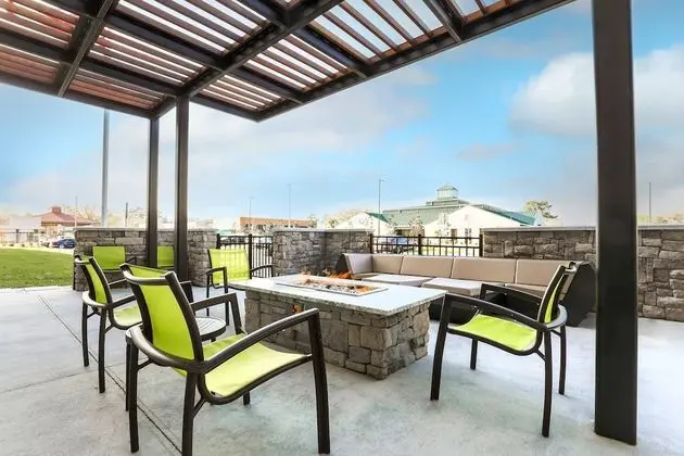 SpringHill Suites by Marriott Tallahassee North - Dış Mekan