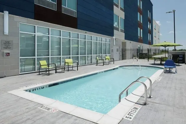 SpringHill Suites by Marriott Texas City - Havuz