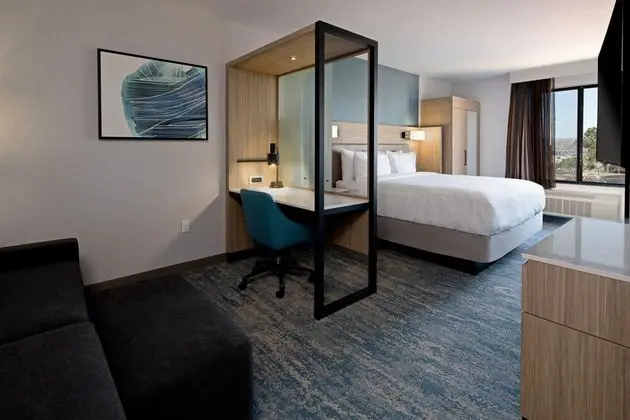 SpringHill Suites by Marriott Valencia - Oda