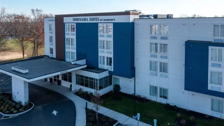 SpringHill Suites by Marriott Woodbridge - Dış Mekan