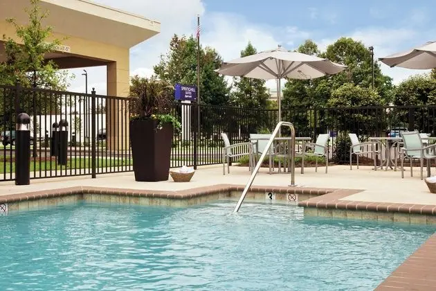 SpringHill Suites Mobile - Havuz