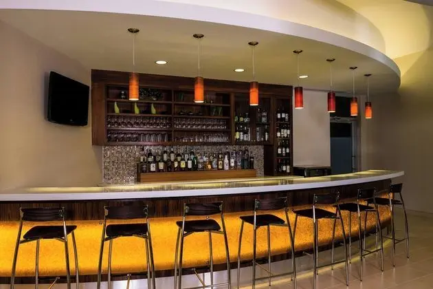 SpringHill Suites New York LaGuardia Airport - Lobi