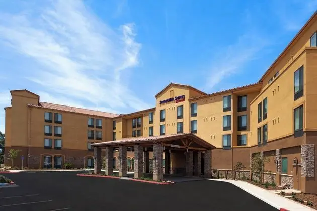 SpringHill Suites Paso Robles Atascadero - Dış Mekan