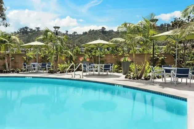 Springhill Suites San Diego Mission Valley - Havuz