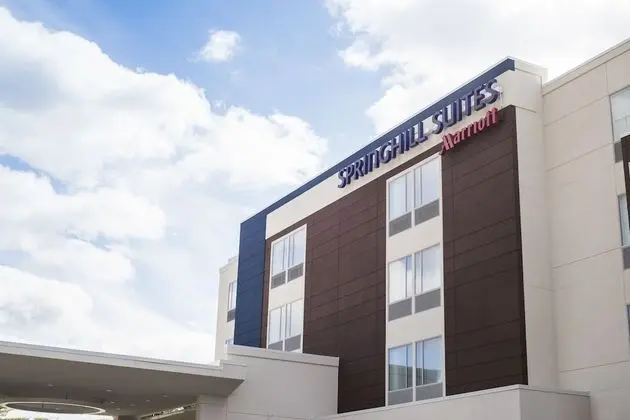SpringHill Suites Wisconsin Dells - Dış Mekan