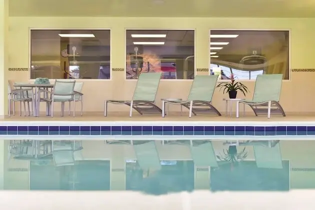 SpringHill Suites Wisconsin Dells - Havuz
