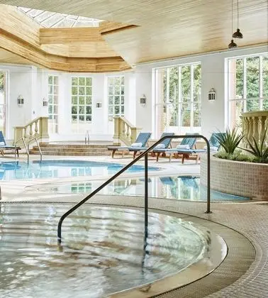 Sprowston Manor Hotel, Golf & Country Club - Havuz