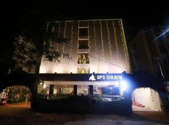 SPS Grand Inn