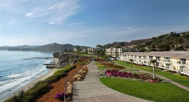 Spyglass Inn - 1