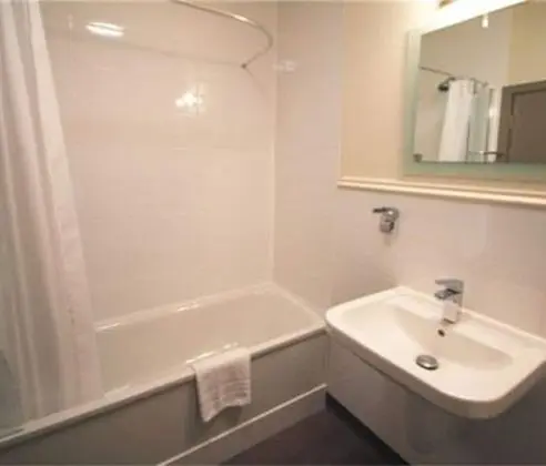 The Spyglass and Kettle - Banyo Tipleri