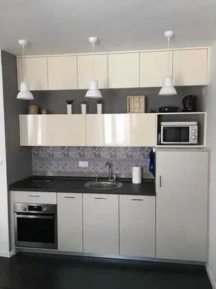 Square 44 Apartment - Mutfak