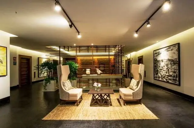 Square Small Luxury