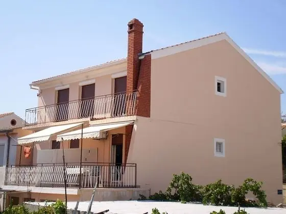Srećko - Close to Center With Terrace - A1