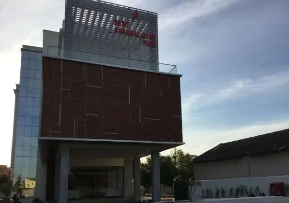 Hotel Sree Annamalaiyar Park - Dış Mekan