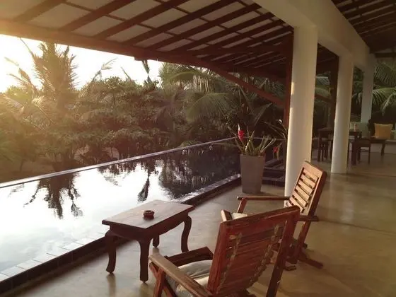 Sri Lanka Beach House Hotel