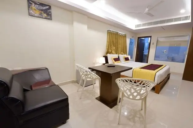 Sri Maharaja Inn