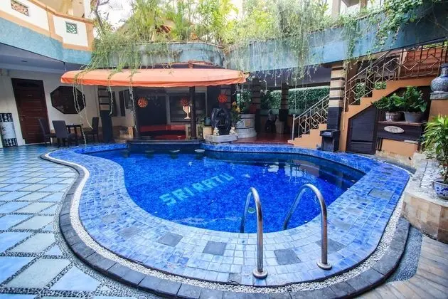 Sri Ratu Hotel - Havuz