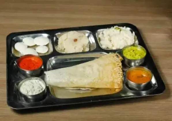Sri Sai Residency - Yerinde Yemek