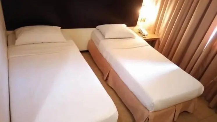 Hotel Sri Sutra - Bandar Sri Damansara - Oda