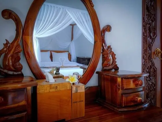 Sridhana House
