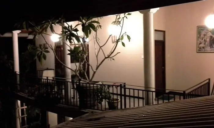 Srimali's Residence - Oda Düzeni